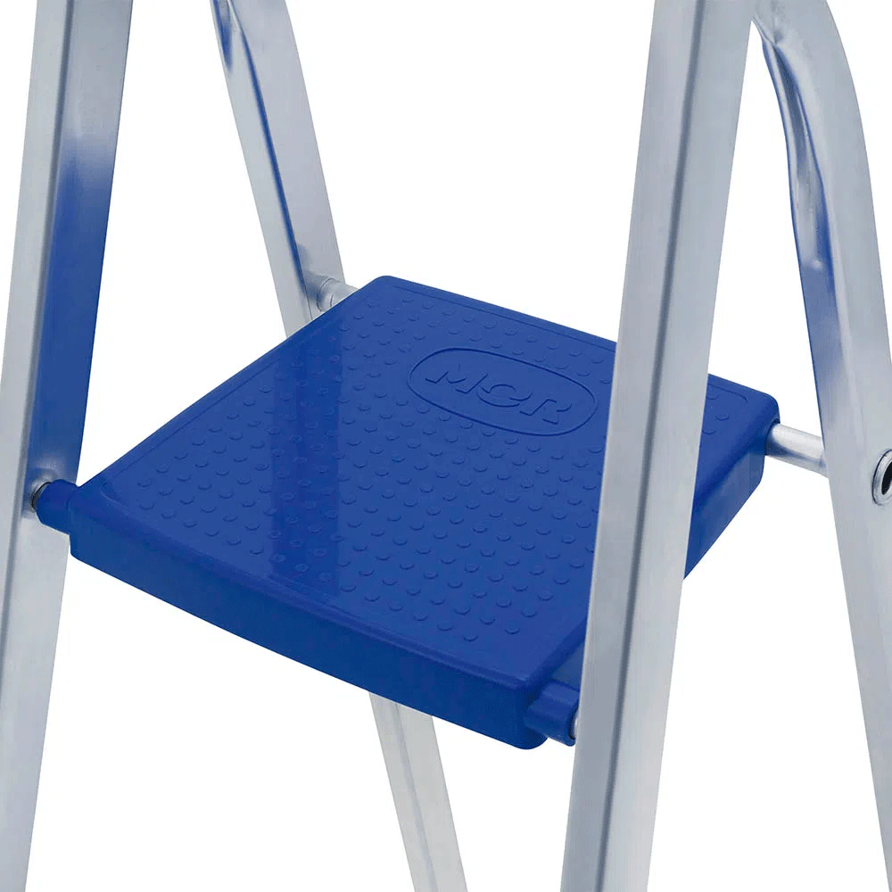 ESCADA ALUM. MOR DOM. 5 D