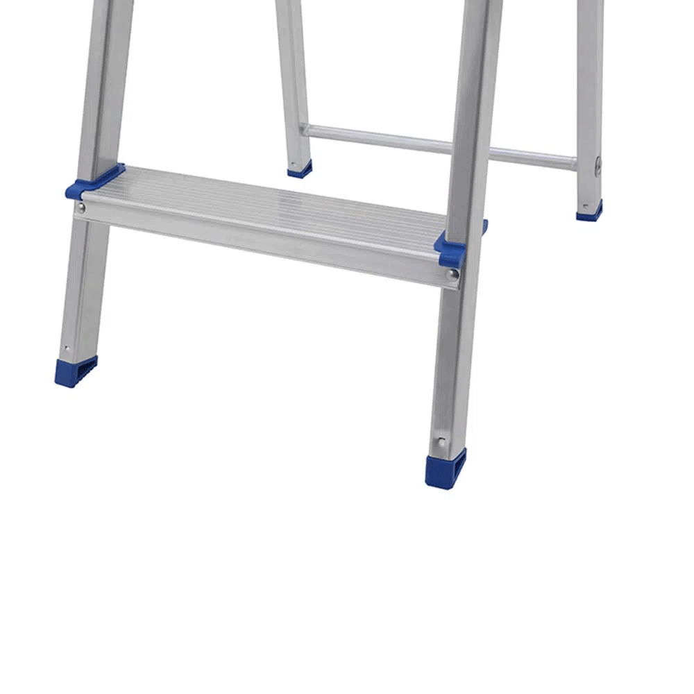 ESCADA ALUM. MOR DOM. 8 D